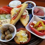 Gjoci Hotel 3*